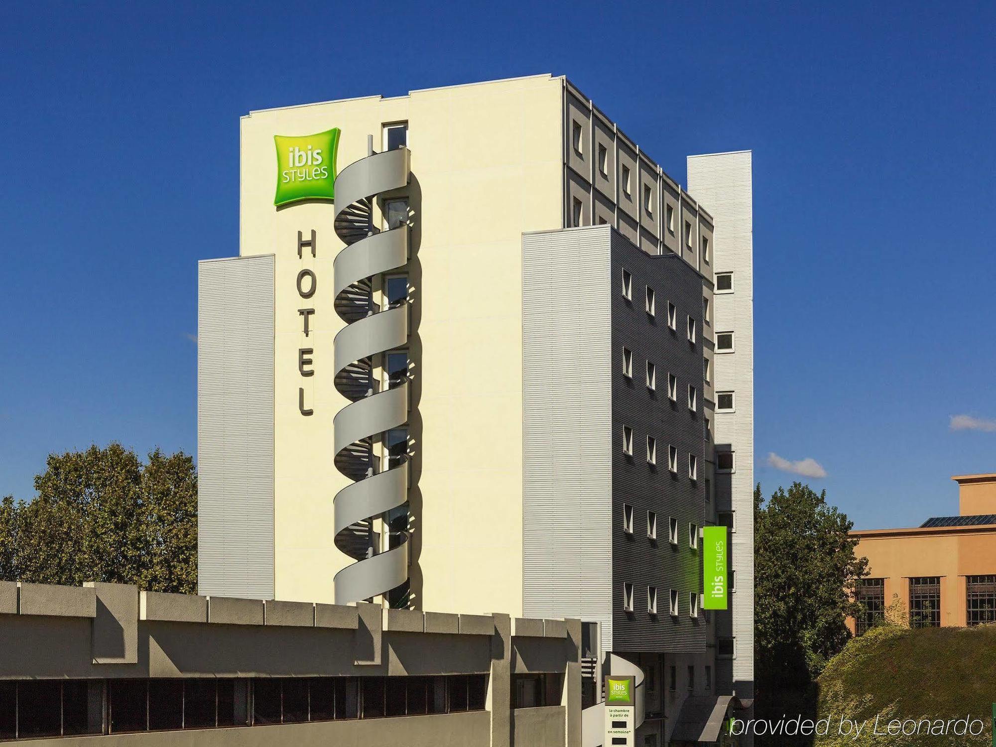 Ibis Styles Paris Saint Ouen Hotel Exterior photo